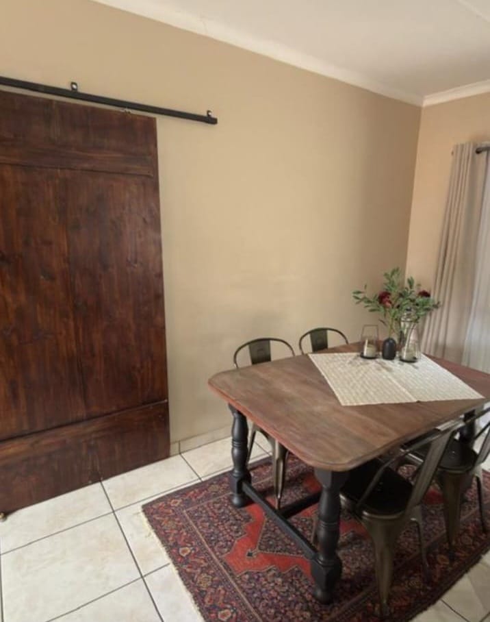 3 Bedroom Property for Sale in Rhodesdene Northern Cape